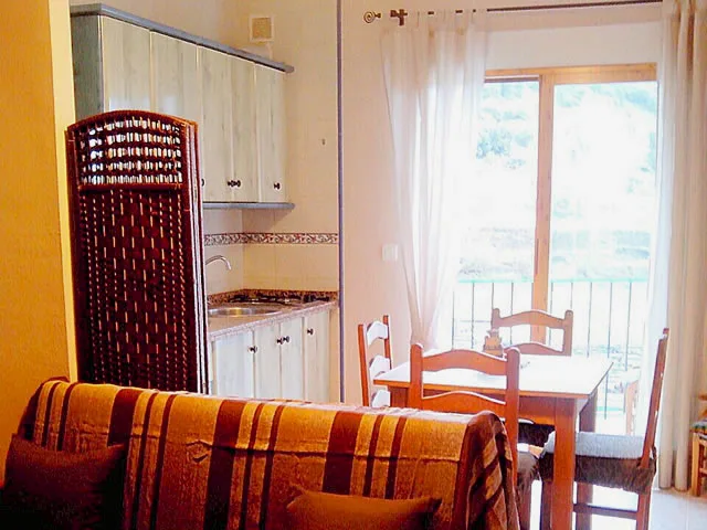 APARTAMENTO PÓRTUGOS DE ARRIBA 6 en PÓRTUGOS — foto 3