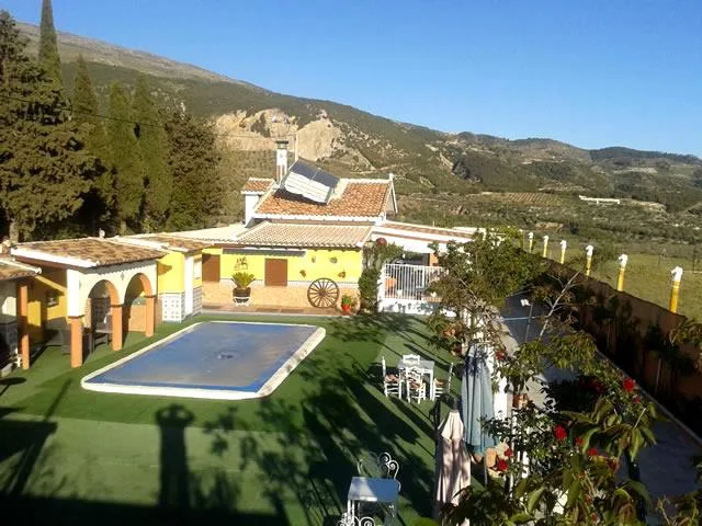 CASA LAUREL Y ROMERO en NIGUELAS — miniatura 6