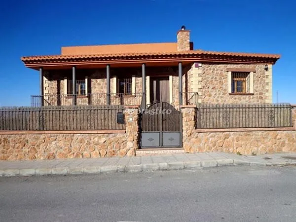 Alojamiento turístico CASA TITO en HERNÁN VALLE DE GUADIX · GRANADA