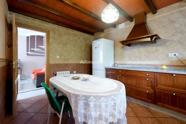 RURAL DE LA REINA en LA ZUBIA — miniatura 5