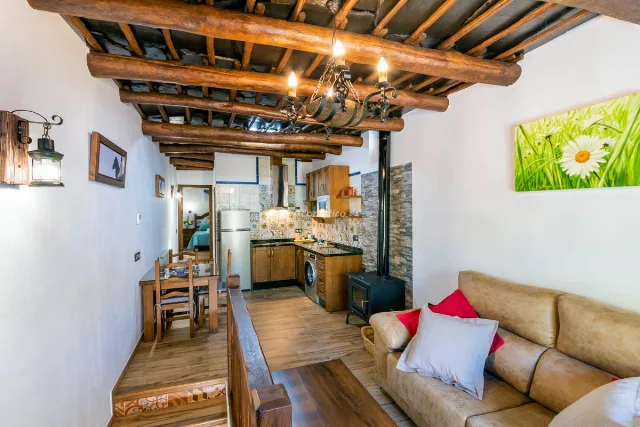 CASA ANTONIA CON BALCÓN en CAPILEIRA — miniatura 11