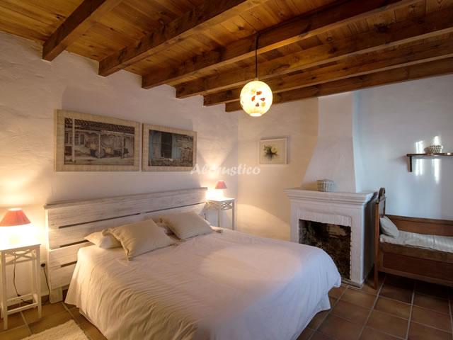 Alojamiento turístico CASITA LA VIÑUELA en PITRES, GRANADA