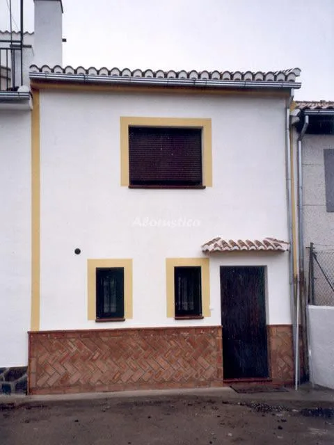 Alojamiento turístico CASA LAS ERAS en GÜEJAR SIERRA · GRANADA