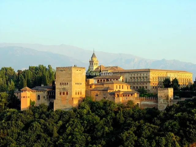 Alojamiento turístico CUEVA ALBAYZIN en GRANADA · GRANADA