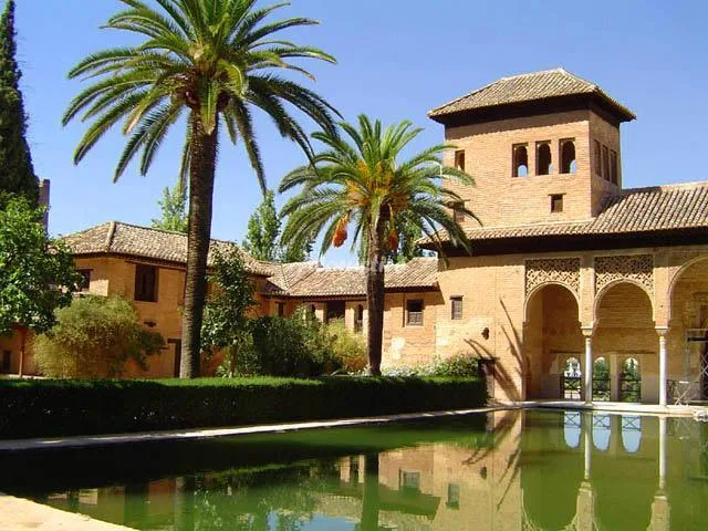 PUERTA DE LA ALHAMBRA en GRANADA — miniatura 11
