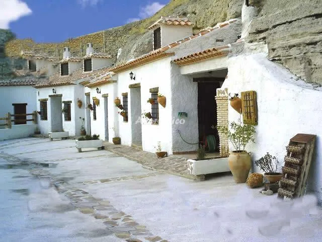 CASA CUEVA Nº1 en CASTILLEJAR — miniatura 15