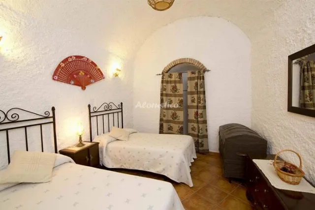 CUEVAS OLMOS-LA BODEGA en PURULLENA — foto 2