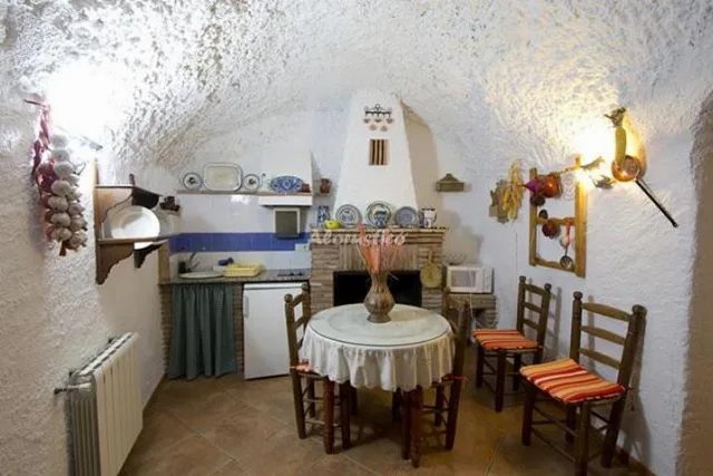 CUEVAS OLMOS-LA BODEGA en PURULLENA — miniatura 21