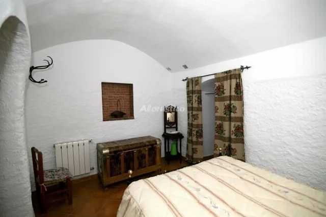 CUEVAS OLMOS-LA BODEGA en PURULLENA — miniatura 8