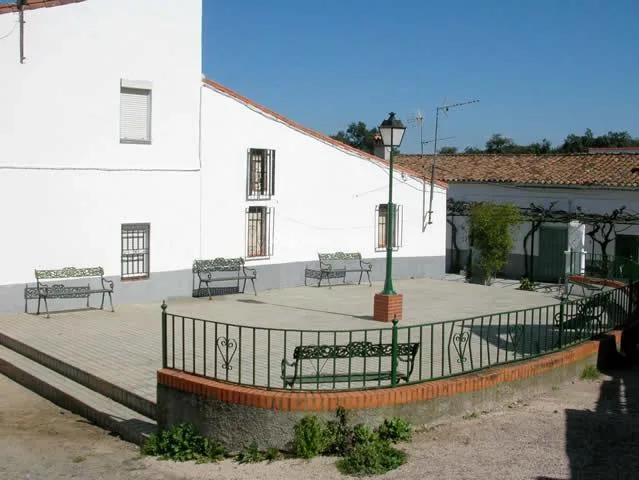 Alojamiento turístico CASA LOLA en CANALEJA · HUELVA