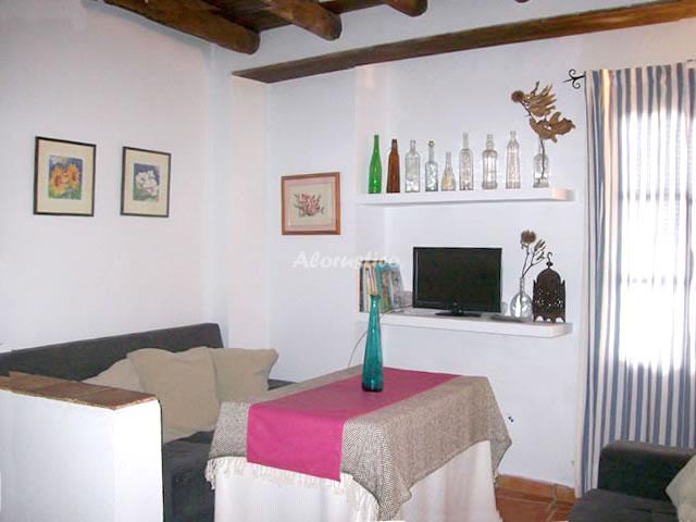 Alojamiento turístico CASA DE LA PLAZA-ALTILLO en FUENTEHERIDOS, HUELVA