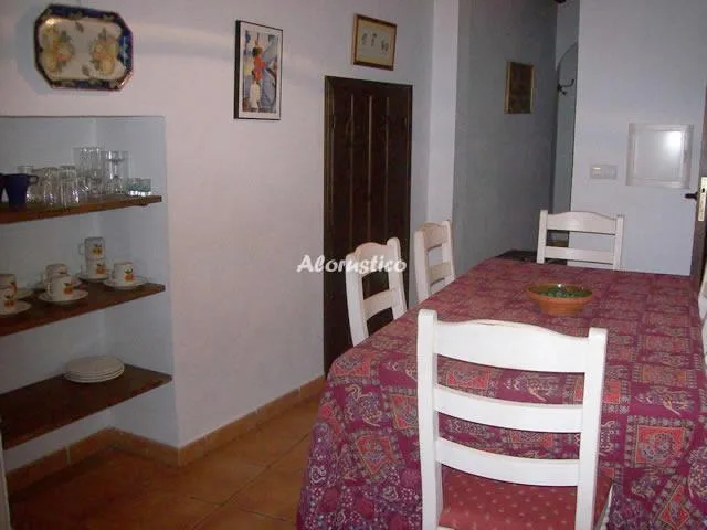 CASA DE LA PLAZA-ALTILLO en FUENTEHERIDOS — miniatura 10
