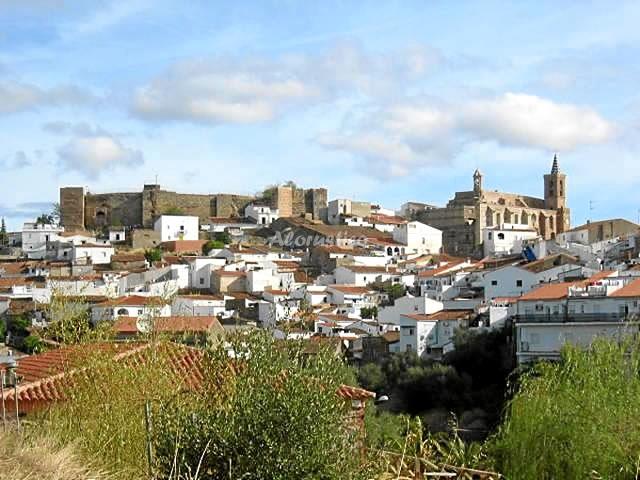Alojamiento turístico CASA AROCHE en AROCHE, HUELVA