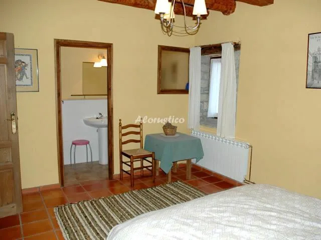 APARTAMENTO RÍO ARA en ALBELLA — miniatura 6