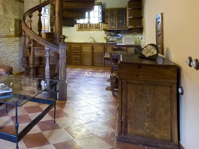CASITA DEL JARDÍN en SANGARRÉN — miniatura 11