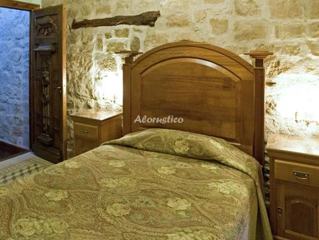 CASITA DEL JARDÍN en SANGARRÉN — miniatura 4
