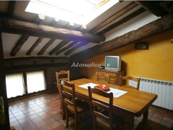 APARTAMENTO ARBE en ALMAZORRE — miniatura 11