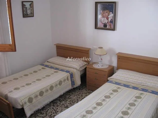 HUERTO DE LAS ADELFAS en SANTA EULALIA DEL RIO — miniatura 16