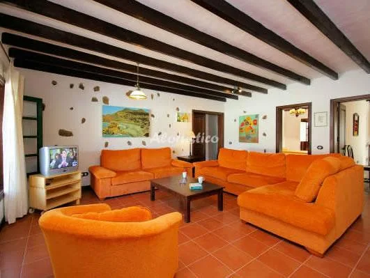 FINCA LA CRUCITA-CASA TABAYESCO en HARÍA — miniatura 5