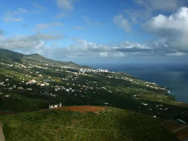 Alojamiento turístico CHA MIQUELA- CASA PEQUEÑA en PUNTALLANA · ISLAS CANARIAS