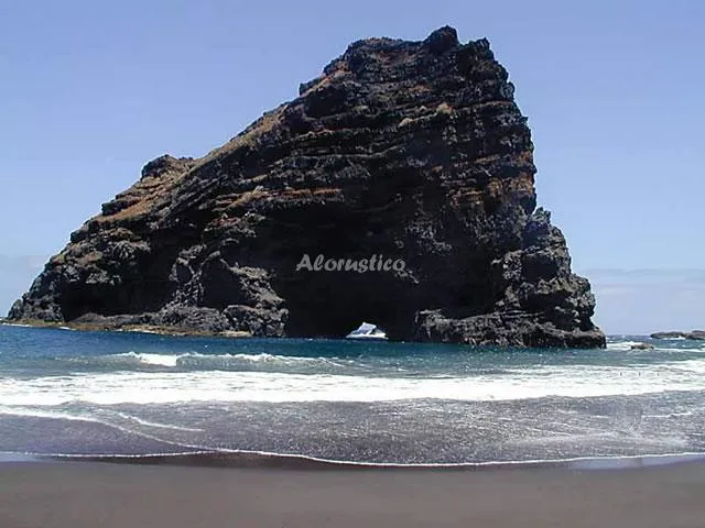 CASA LAS LLANADAS en GARAFIA — miniatura 9