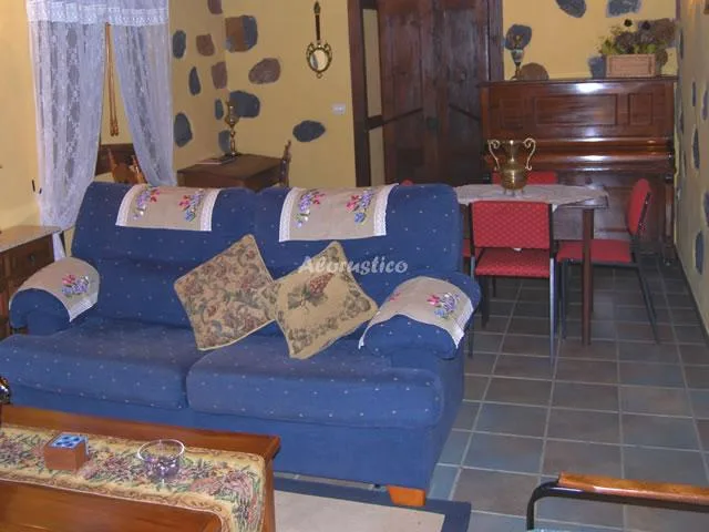 CASA LAS LLANADAS en GARAFIA — foto 3