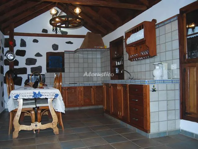CASA LAS LLANADAS en GARAFIA — miniatura 7