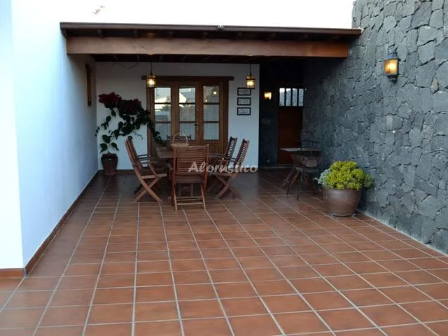 VILLA TOMARE (CASA LOLA) en SAN BARTOLOMÉ (EL ISLOTE) — foto 2