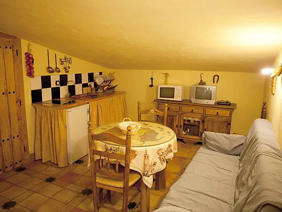LA CASA DE LA ABUELA-APARTAMENTO GRANDE 1 en CAZORLA — miniatura 8