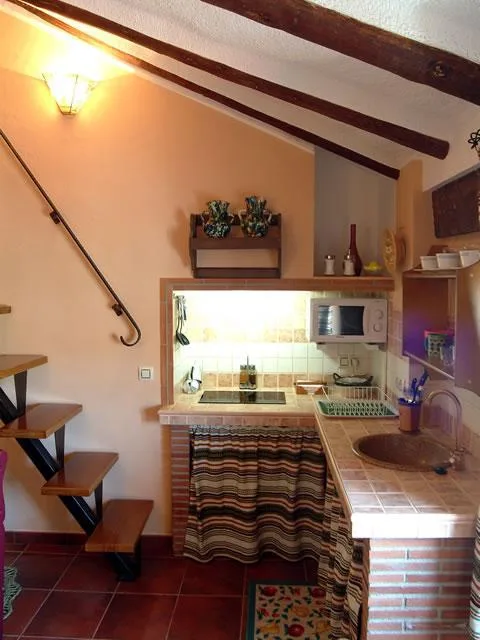 CASA TOMILLO en HINOJARES — miniatura 8