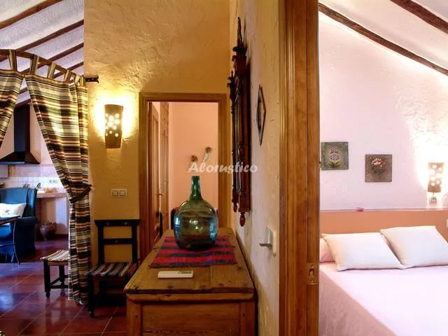 CASA ROMERO en HINOJARES — miniatura 8