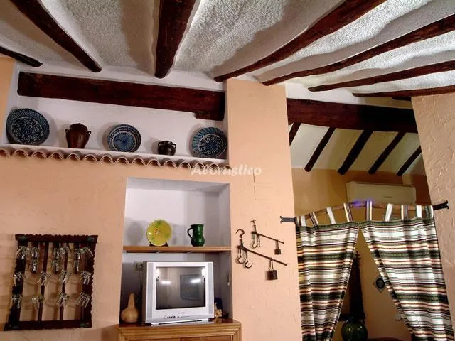CASA ROMERO en HINOJARES — miniatura 13