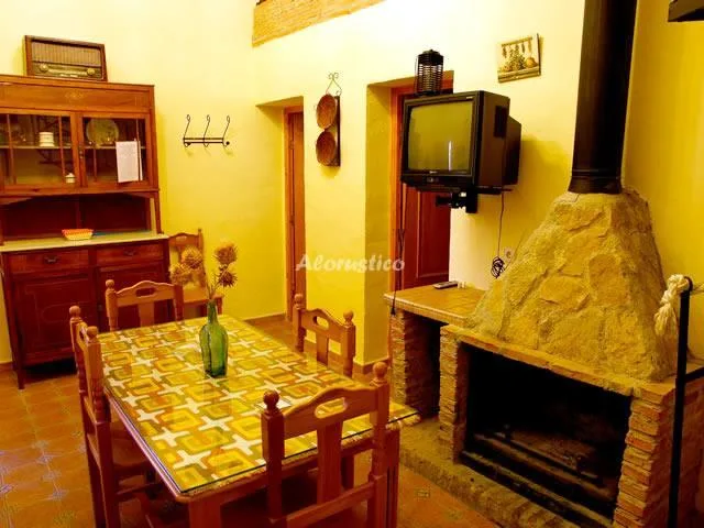 FUENTE CULEBRA-CASA ENCINA en LA IRUELA — miniatura 11