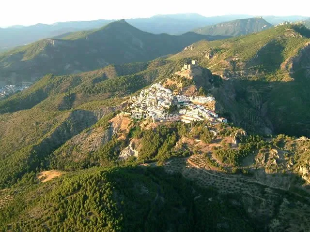 LOS HUERTOS DE SEGURA-APARTAMENTO STANDAR en SEGURA DE LA SIERRA — miniatura 13
