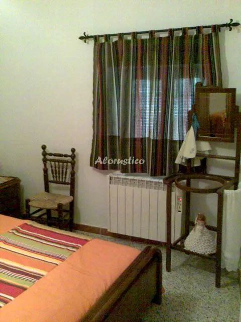 CASA LOS GERANIOS en HINOJARES — miniatura 9