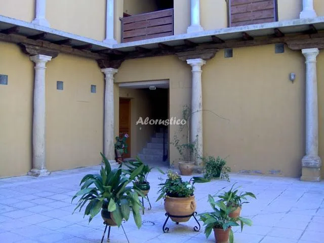 DÚPLEX ANGOSTA COMPAÑÍA en BAEZA — miniatura 8