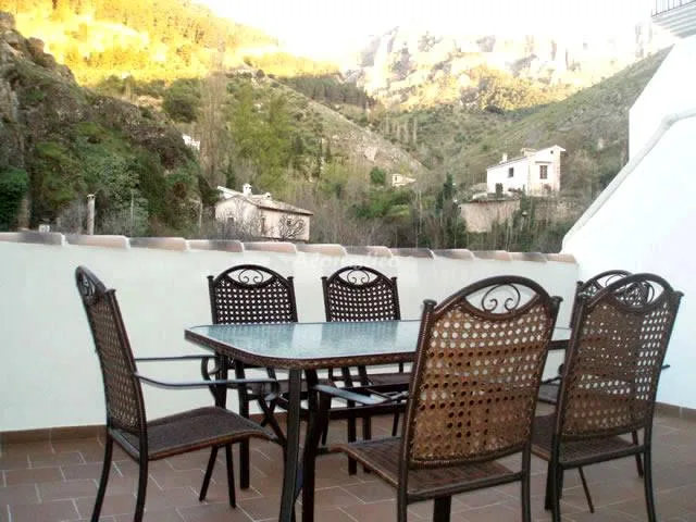 CASTILLO DE LA YEDRA - APTO 2 en CAZORLA — miniatura 6