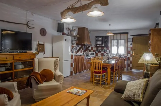 EL PARAJE DE CHIRCALES en VALDEPEÑAS DE JAEN — miniatura 15