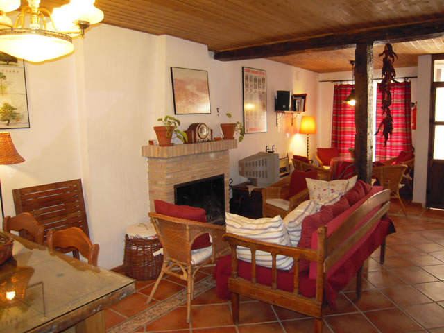 Alojamiento turístico LA CASA DE LA ABUELA CLOTILDE en HORNOS DE SEGURA, JAÉN