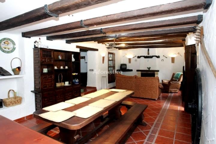 CORTIJO WENCESLAO en ALCALÁ LA REAL — foto 2