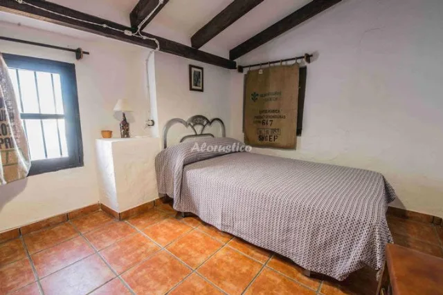 CORTIJO LA SIERREZUELA en CASTILLO DE LOCUBÍN — miniatura 14