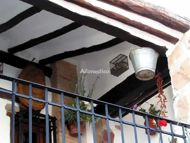 POSA LA CESTERIA en BAÑOS DE LA ENCINA — miniatura 9
