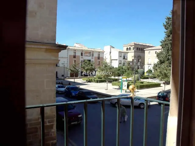APARTAMENTO RENACIMIENTO en UBEDA — miniatura 5