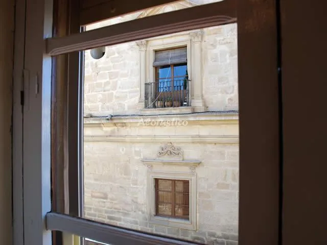 APARTAMENTO RENACIMIENTO en UBEDA — miniatura 9