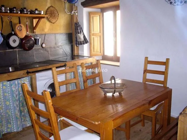 CASA NOCEDITA en NOCEDA DEL BIERZO — miniatura 9