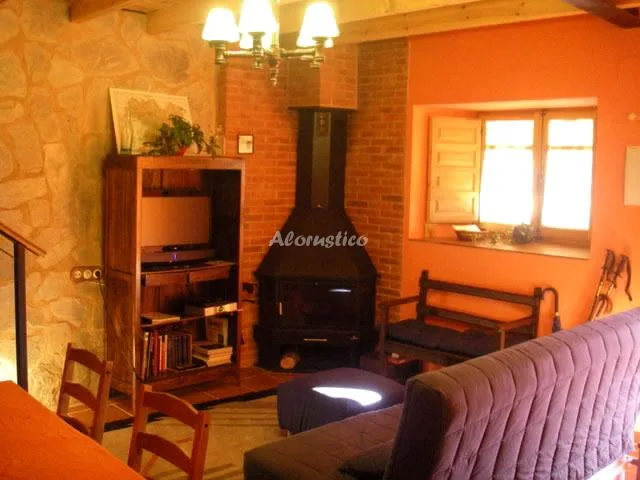 CASA RURAL ENTRE VALLES en BENLLERA — miniatura 12