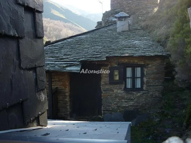 CASA DO CONCELLO en ARNADO — miniatura 5