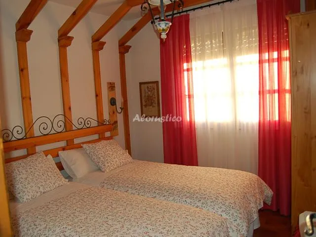 CASA FAUNA I en VILLANUEVA DEL CONDADO — miniatura 12