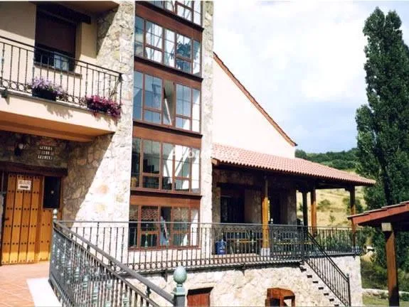 VALLE DEL TUÉJAR- MATRIMONIO ABUHARDILLADA en TARANILLA — miniatura 10