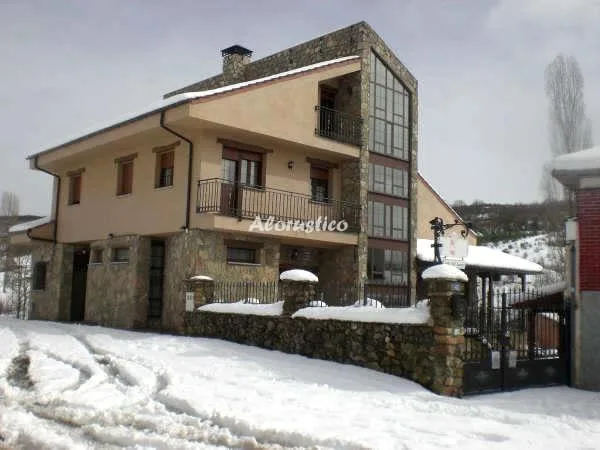 VALLE DEL TUÉJAR- MATRIMONIO ABUHARDILLADA en TARANILLA — miniatura 4